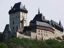 Ecs touristindusrties Karlstejn wiki.jpg