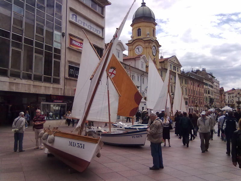 File:POTM VoyagerOne.jpg