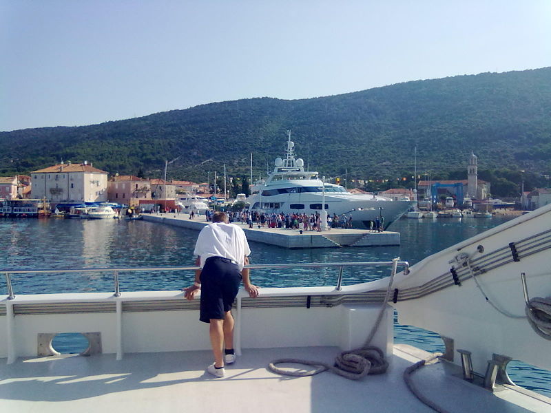 File:0916POTM VoyagerOne.jpg